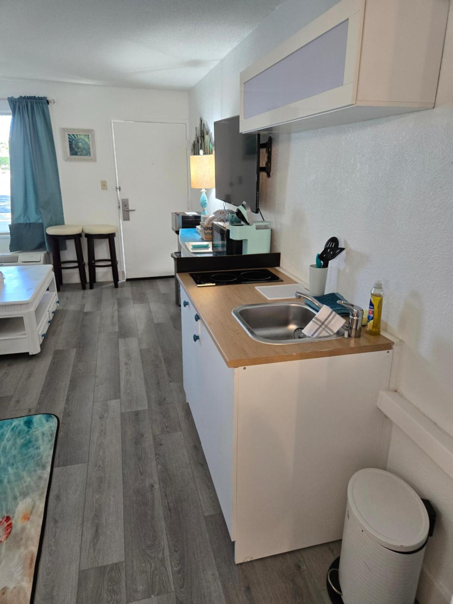 Getaway At The Marina Aparthotel South Bradenton Екстериор снимка